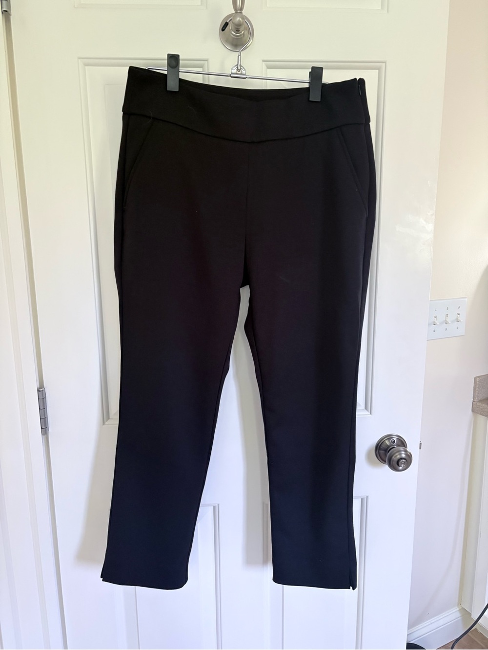 CAbi Black Ankle Pull-On Stretch Pants